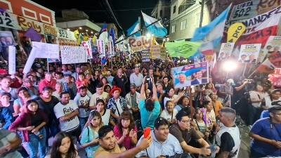 Marco multitudinario de compa&ntilde;eros y correligionarios en el lanzamiento de los candidatos de Perico