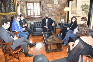 El vicegobernador recibi&oacute; a representantes de la Uni&oacute;n Europea y del Banco Europeo de inversiones.