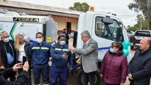 Morales entreg&oacute; cami&oacute;n recolector en Rosario de R&iacute;o Grande