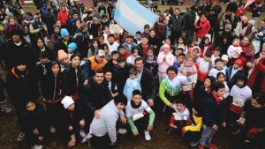 Sadir resalt&oacute; la importancia de combinar deporte y solidaridad