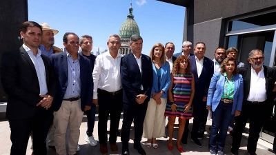 Los intendentes llevan al Congreso el reclamo por los subsidios al transporte