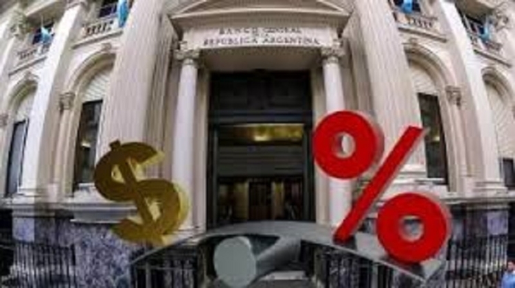 El Banco Central volvi&oacute; a bajar las tasas de inter&eacute;s: qu&eacute; ocurrir&aacute; con los plazos fijos
