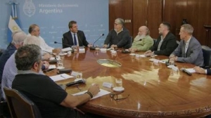 Massa convocar&aacute; a empresarios y sindicatos para un acuerdo de estabilidad de 90 d&iacute;as