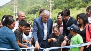 Morales inaugur&oacute; la pavimentaci&oacute;n de una importante arteria en Lozano