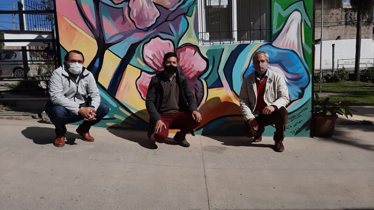 Alejandro Condor&iacute; pint&oacute; un mural en el Concejo Deliberante