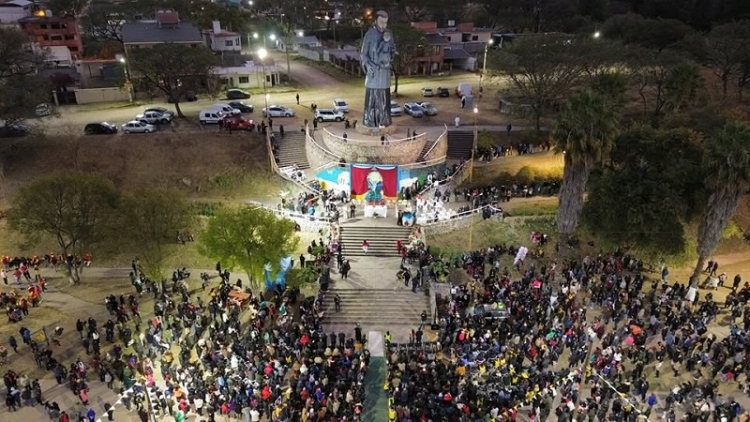 Fiestas patronales en Palpal&aacute;: acto protocolar, desfile y procesi&oacute;n de san Cayetano