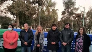 Entrega de contenedores en Fraile Pintado