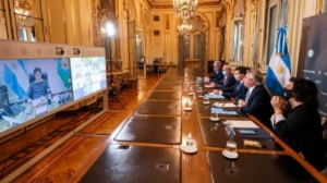Fern&aacute;ndez pidi&oacute; a los gobernadores "acompa&ntilde;amiento" para hacer cumplir las restricciones