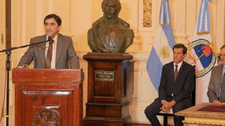 Medicina en Jujuy: "El a&ntilde;o que viene, las actividades &aacute;ulicas ser&aacute;n en el Hospital Oscar Or&iacute;as"