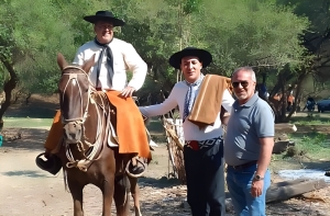 Snopek y palmieri participaron de la 16&deg; marcha patri&oacute;tica por el camino real
