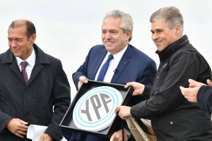 Fern&aacute;ndez: "Aqu&iacute; en Vaca Muerta tenemos gas para 200 a&ntilde;os"