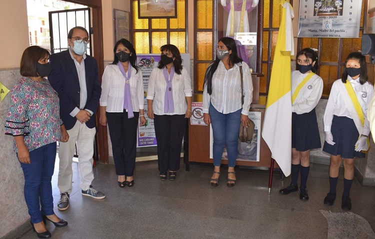 Reconocimiento al colegio Antonio mar&iacute;a Gianelli tras cumplir sus bodas de oro