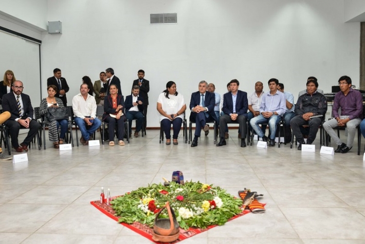 Intendentes y Comisionados se Reunieron con el Gobernador y el Ministro Arroyo