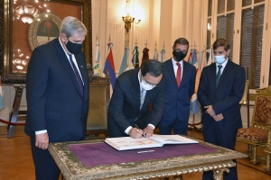 Carlos Haquim recibi&oacute; al embajador de Jap&oacute;n en argentina