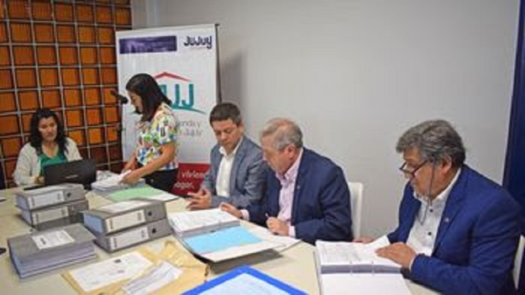 Cuatro empresas hicieron sus ofertas para construir "Torres de Luj&aacute;n"