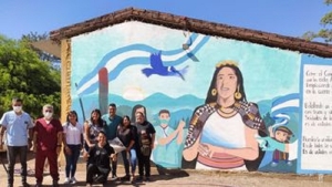 Mural homenaje a los trabajadores de Salud