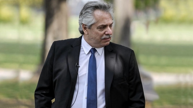 Alberto Fern&aacute;ndez: "En esta nueva etapa tenemos que cuidarnos entre todos m&aacute;s que nunca"