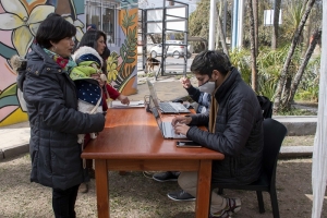 Vacunaci&oacute;n antirr&aacute;bica, turno para castraci&oacute;n e inscripciones para placas identificatorias en barrio huaico