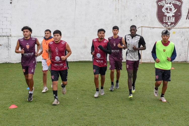 Luj&aacute;n buscar&aacute; dar vuelta la serie y seguir en el regional amateur