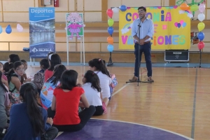 Cientos de ni&ntilde;os y ni&ntilde;as de palpal&aacute; ya disfrutan a pleno de las colonias de vacaciones de verano gratuitas