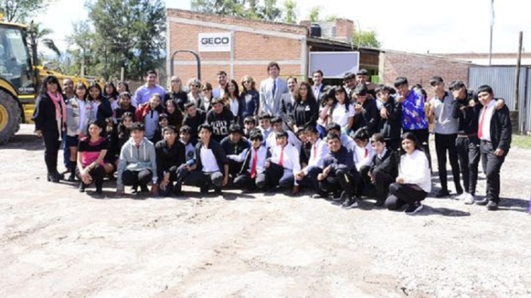 Inicio de obras de ampliaci&oacute;n y refacci&oacute;n de edificios escolares