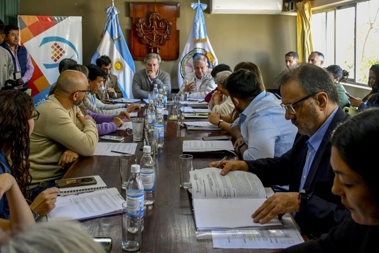 Concejo en Comisi&oacute;n: Concejales recibieron a funcionarios municipales