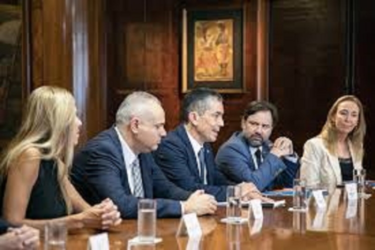 Pfizer y Sinergium invertir&aacute;n 20 millones de d&oacute;lares en Argentina para producir una vacuna contra el neumococo