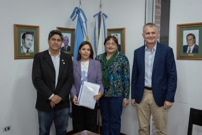 Ledesma renov&oacute; su compromiso con la educaci&oacute;n