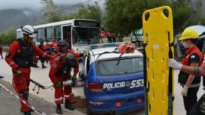 Exitoso simulacro reuni&oacute; a todos los organismos que participan en una emergencia