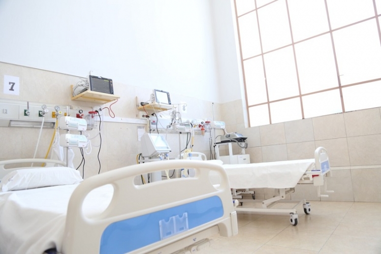 Exitosa prueba de funcionamiento simult&aacute;neo de los 46 respiradores del Hospital San Roque