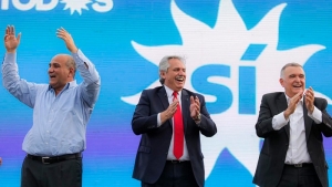 Fern&aacute;ndez llam&oacute; a la unidad y critic&oacute; que la oposici&oacute;n proponga los "mismos remedios de siempre"