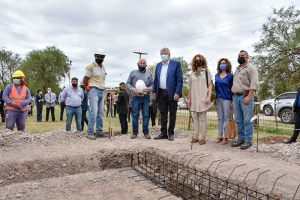 Inspeccionan obra de la Escuela Secundaria Rural N&ordm;1 de Acheral