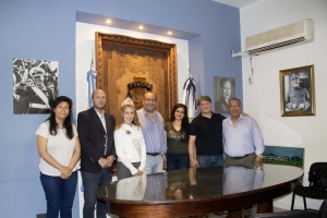 La reina Victoria Dietz y su familia destacaron el acompa&ntilde;amiento del intendente Rivarola