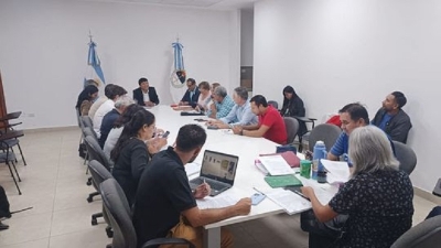 Se realiz&oacute; la mesa t&eacute;cnica con gremios docentes