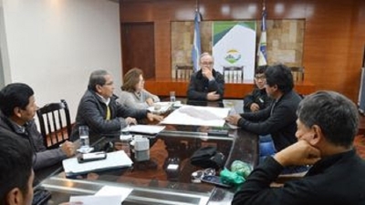Provincia y miembros de la comunidad de Olaroz, en planificaci&oacute;n conjunta