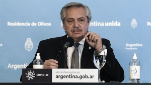 Fern&aacute;ndez: "No hay experiencias en el mundo sobre el coronavirus en barrios populares"