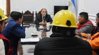 El Gobierno de la Provincia recibi&oacute; a trabajadores de mina El Aguilar
