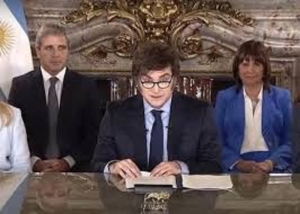 Javier Milei agradeci&oacute; el "sacrificio" del primer a&ntilde;o y asegur&oacute; que "vienen tiempos felices"