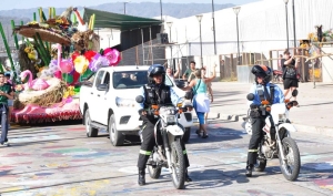 FNE 2026: piden circular con precauci&oacute;n por el traslado de carrozas hacia Ciudad Cultural
