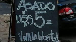 Desde hoy, los precios podr&aacute;n mostrarse en d&oacute;lares en Argentina