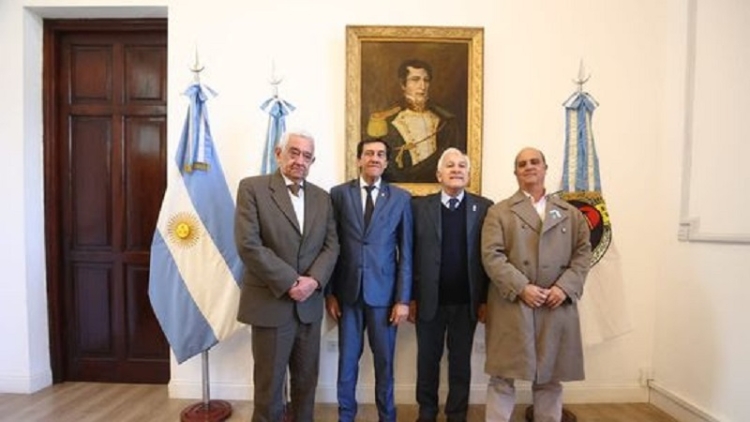 Belgrano Lastra present&oacute; saludos al gobernador Carlos Sadir
