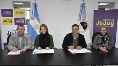 Escuelas sostenibles ser&aacute;n beneficiadas en la facturaci&oacute;n por aportes de energ&iacute;a excedente