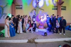 Mucha emoci&oacute;n, alegr&iacute;a y proyecci&oacute;n de m&aacute;s de 700 egresados palpale&ntilde;os en la cena blanca 2022