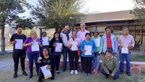 Fiscalizaci&oacute;n y entrega de carnets a artesanos de Volc&aacute;n