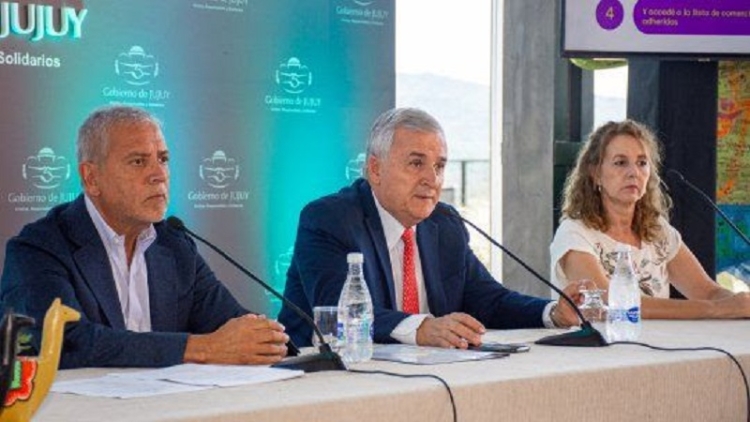 El gobernador Morales present&oacute; el Acuerdo Escolar 2023