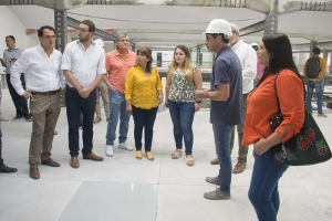 Concejales y funcionarios municipales recorrieron las obras en el mercado municipal 6 de agosto