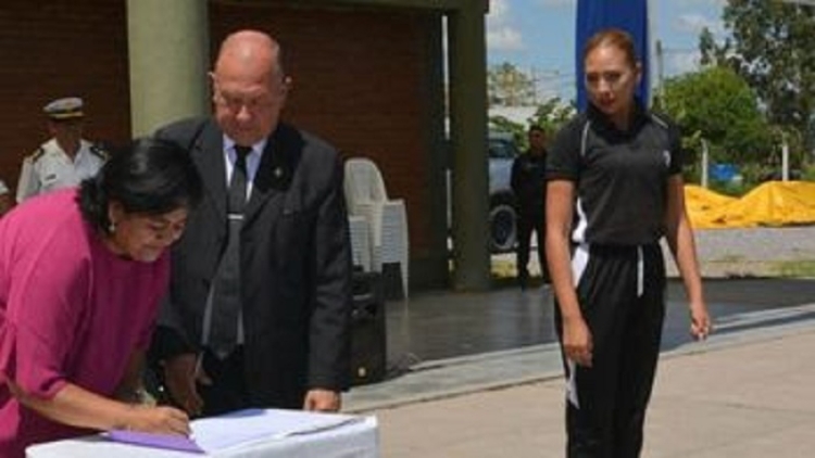Firman convenio para profundizar la formaci&oacute;n de los agentes de seguridad en derechos humanos