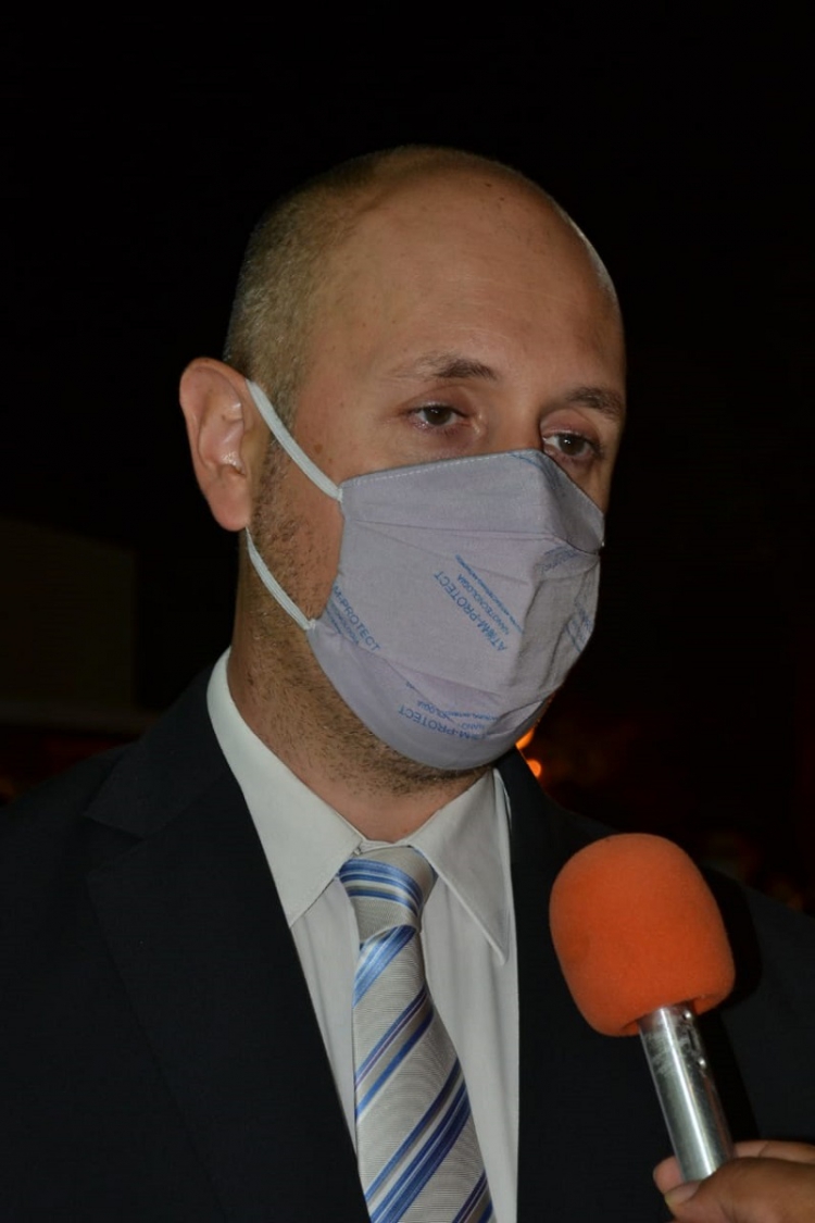 Concejal Mat&iacute;as Dom&iacute;nguez present&oacute; un proyecto para eximir del pago de impuestos municipales al sector gastron&oacute;mico