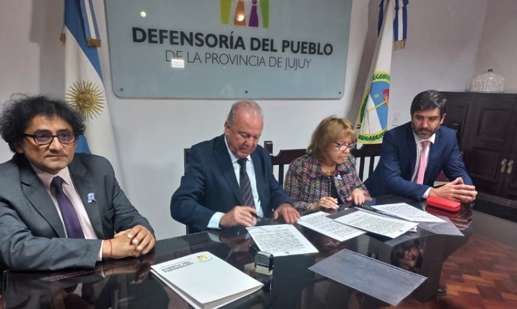 La Defensor&iacute;a del Pueblo firm&oacute; un convenio de colaboraci&oacute;n con la Oficina Anticorrupci&oacute;n