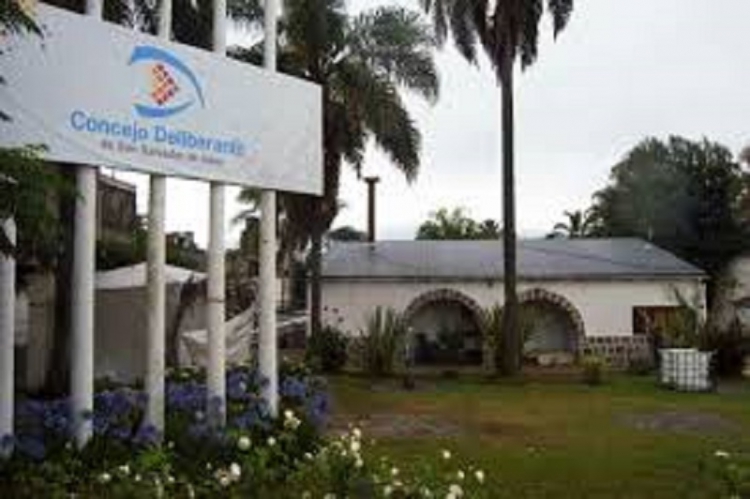 Concejales del justicialismo y forja &ldquo;movimiento evita&rdquo; se solidarizan con el sector docente de la provincia